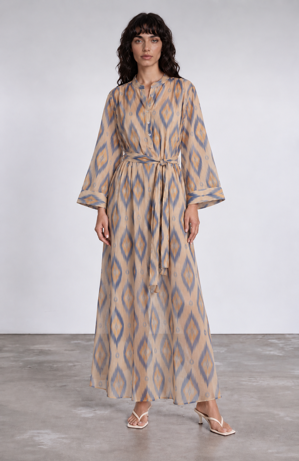 Lola Kaftan